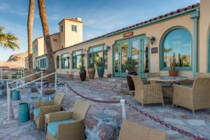 fc-inn-patio-entrance