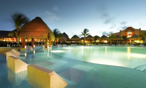 grand-palladium-colonial-2